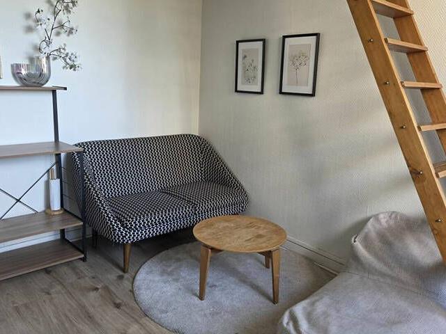 Studio meublé Courbevoie