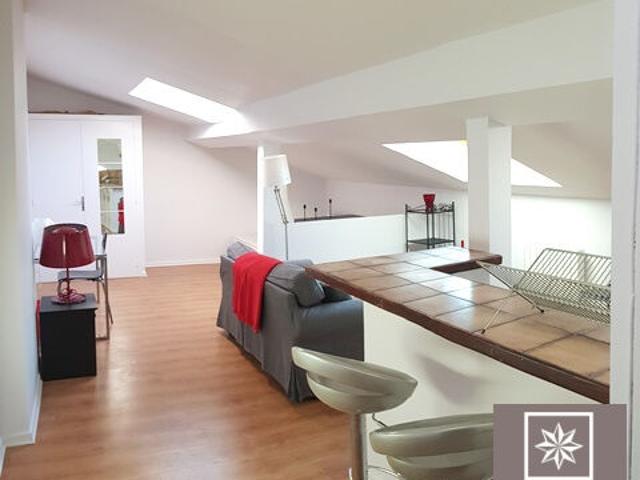 STUDIO_MEUBLE_CROIX_ROUSSE, Lyon