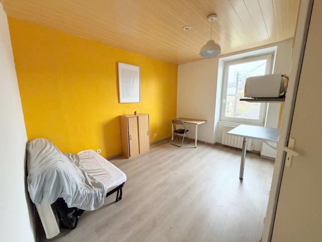 Studio meublé tout compris à 340 €/mois charges incluses eau, électricité, Internet et TV ' Trévenans