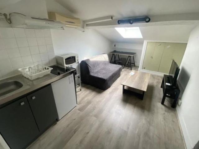 Studio meublé de 24 m² a HYPERCENTRE
