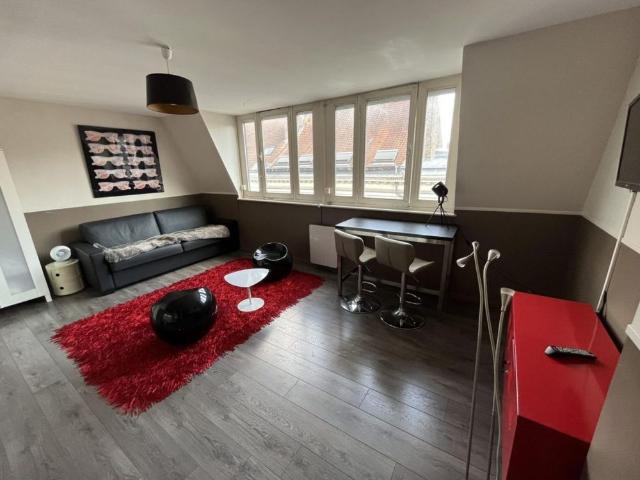 Studio meublé de 24,20 m2, rue d’Angleterre réf G470 8