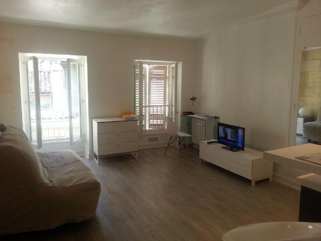 Studio meublé de 25 m2, refait à neuf, Pey Berland