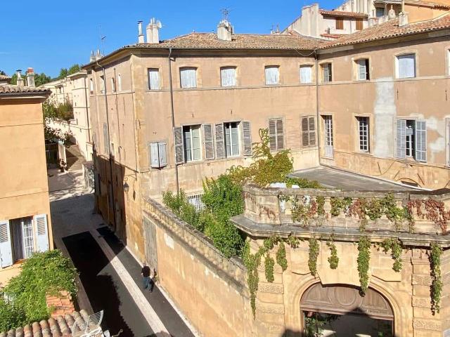 Studio meublé de 23.54m2 CALME – 7 rue de la Fontaine d’Arg