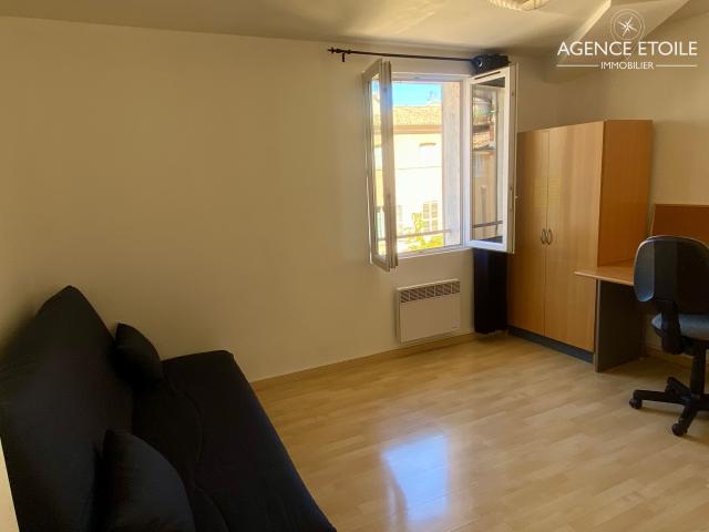 Studio meublé de 23.54m2 CALME 7 rue de la Fontaine d'Argent