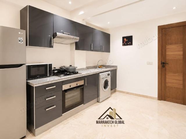 Studio meublé de 50 m² à louer en longue durée R