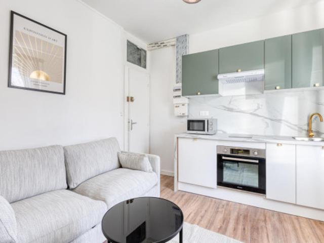 Studio meublé et refait à neuf