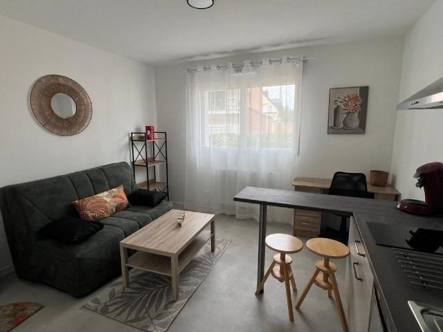 Studio Meublé Etudiant à Louer