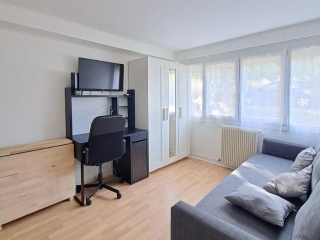Studio meublé – Electricité comprise – Proche Facultés et Commerces