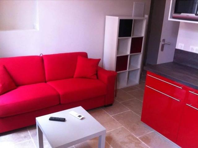 Studio meublé en centre ville