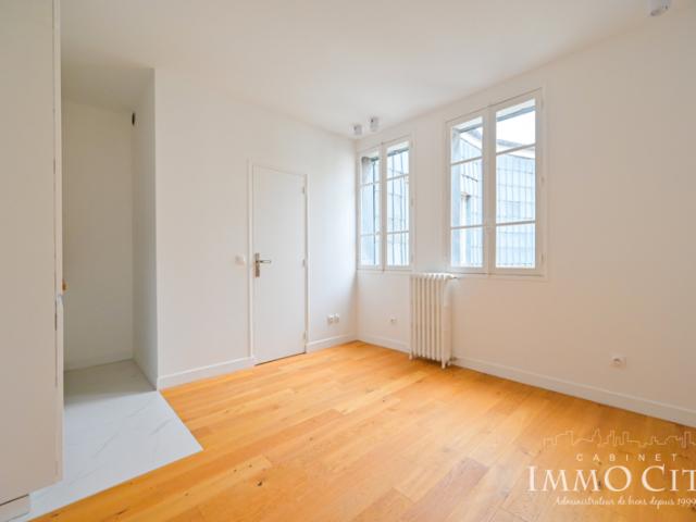 Studio meublé en parfait état, Quartier de la Muette ! Par