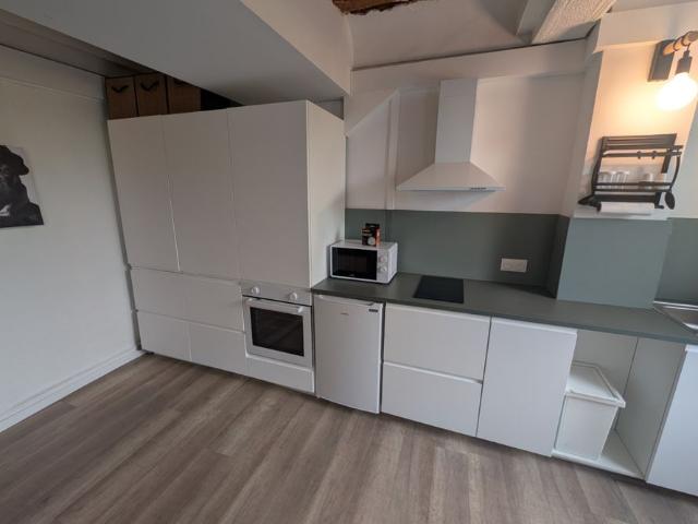 Studio meublé entièrement rénové Toulon, secteur Place d'A