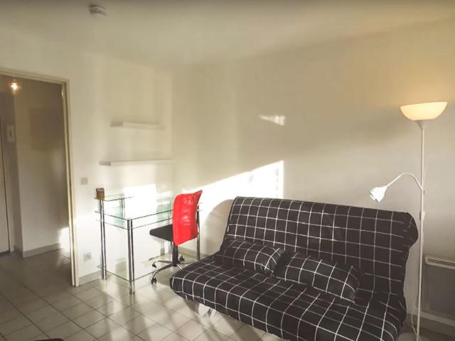 Studio Meublé + garage et balcon Montpellier place Albert 1er