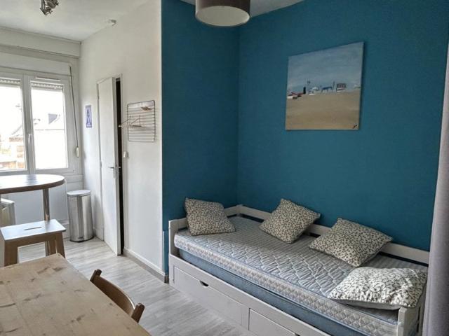 STUDIO MEUBLÉ HENRIVILLE AMIENS
