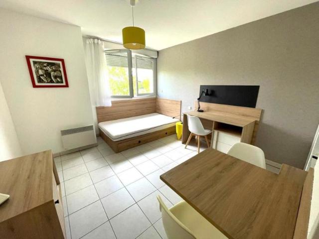 Studio meublé de 21 m2 à MONTAUDRAN, idéal investisseurs