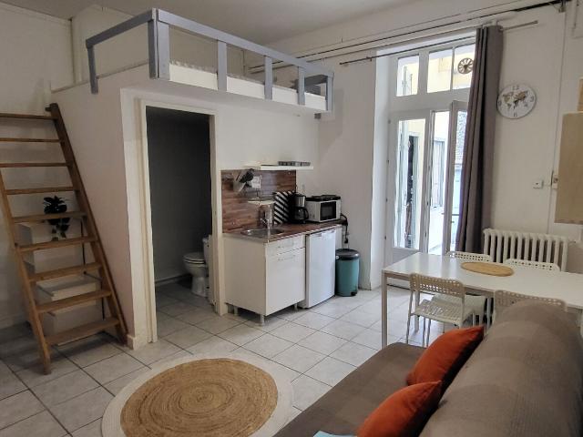 STUDIO MEUBLE IM 480