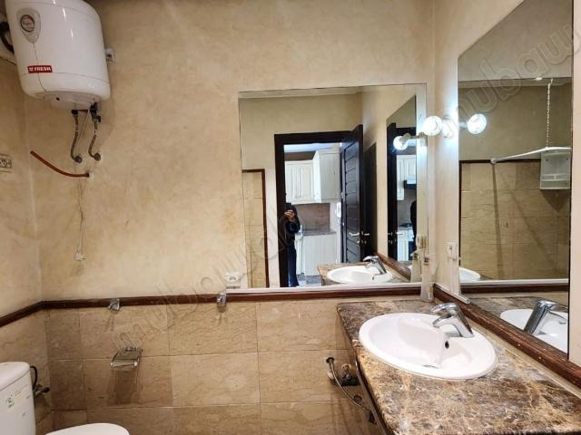 Studio meublé luxe 46m2 à Q. Mers Sultan Ss Vis àVis