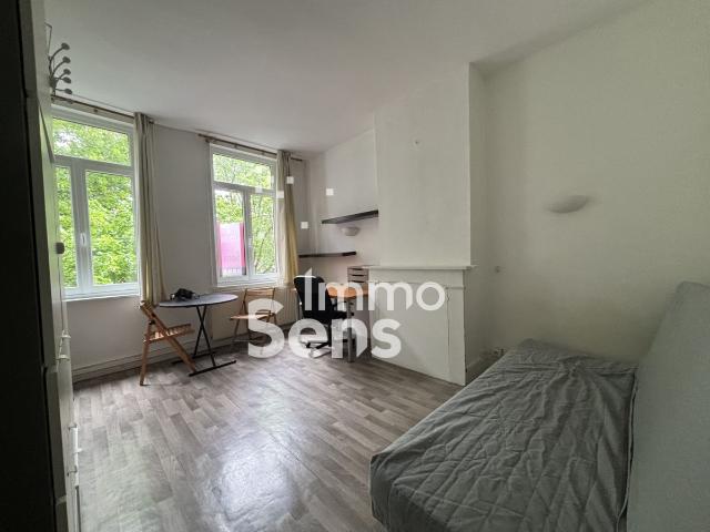 STUDIO MEUBLÉ LILLE VAUBAN