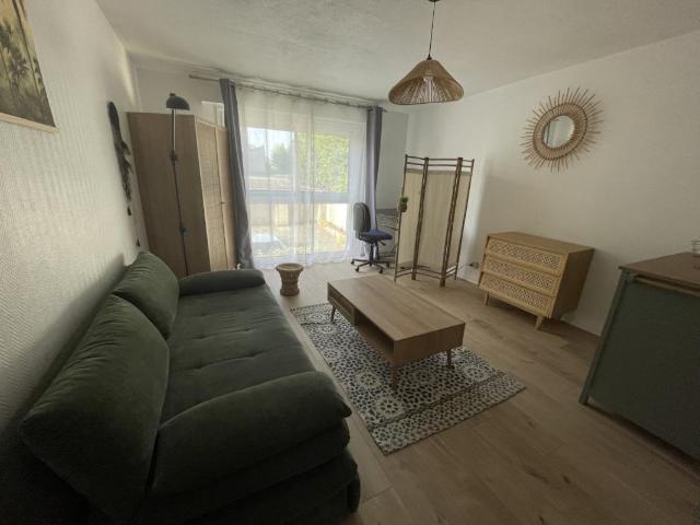 STUDIO MEUBLE LORIENT – PROCHE UBS LANVEUR