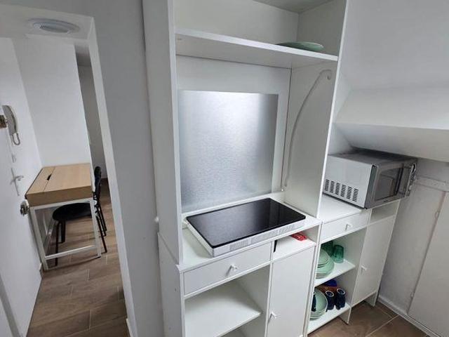 Studio meublé – Paris 5e