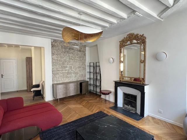 Studio meublé Paris 8 proche Elysée