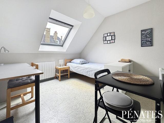 Studio meublé Place Saint Marc