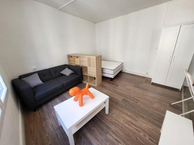 STUDIO MEUBLE PLATEAU CENTRAL