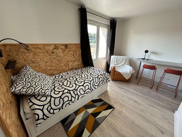 Studio meublé – Poitiers Gare – 15.86 m2