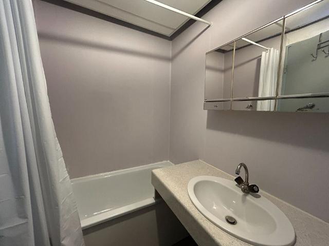 Studio meublé Polyclinique 25.96 m2