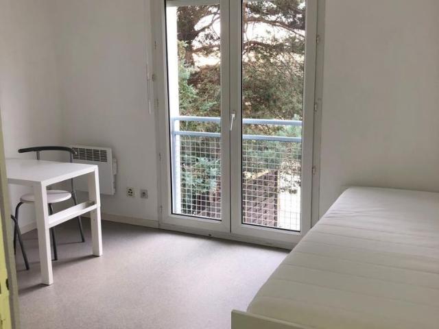STUDIO MEUBLE PROCHE UNIVERSITE