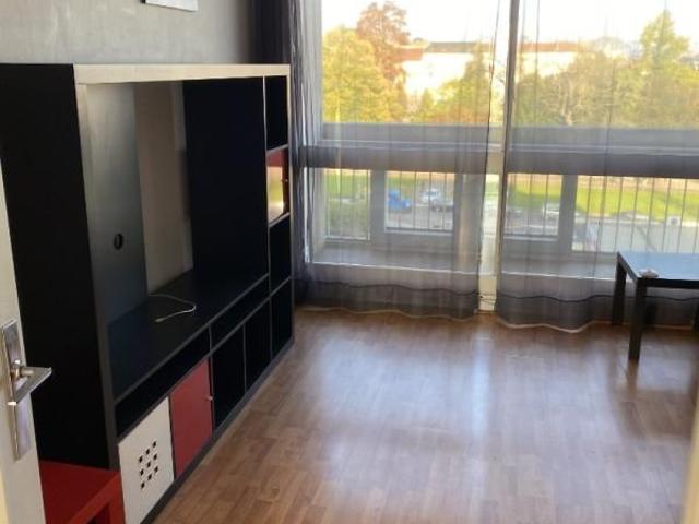 STUDIO MEUBLÉ PROCHE GARE