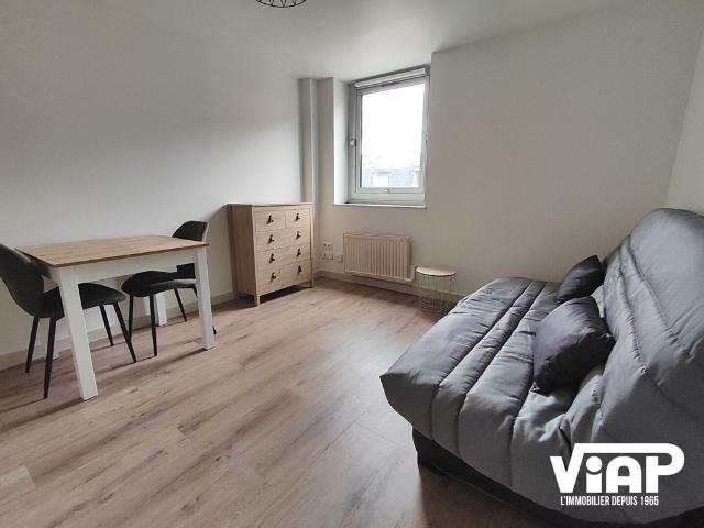 STUDIO MEUBLE PROCHE GAY LUSSAC