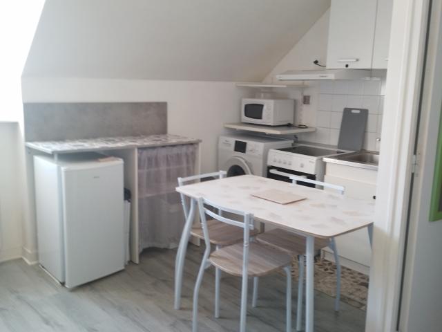 STUDIO MEUBLE QUARTIER HOPITAL