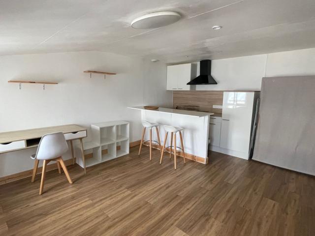 STUDIO MEUBLÉ RUE VAUBAN 23.18 m²