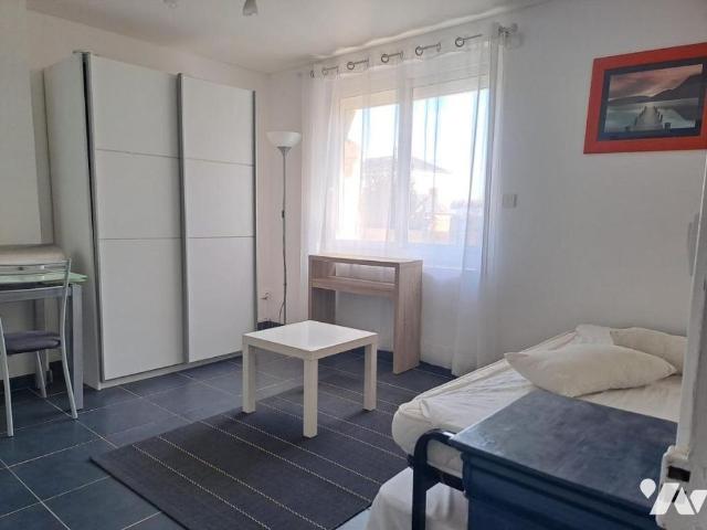 Studio meublé rue du Point de Vue LISIEUX
