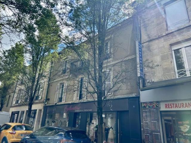 Studio meublé / RUE GAMBETTA