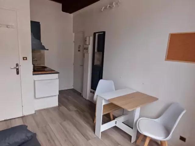 Studio meublé rue Royale