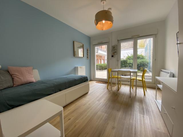 Studio meublé refait à neuf, Boulingrin / Hôtel de Ville