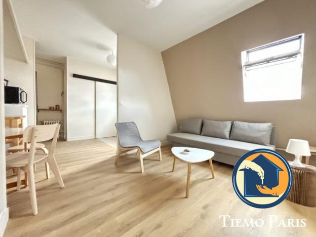 Studio MEUBLÉ refait à NEUF TIEMO PARIS, Paris 8ème