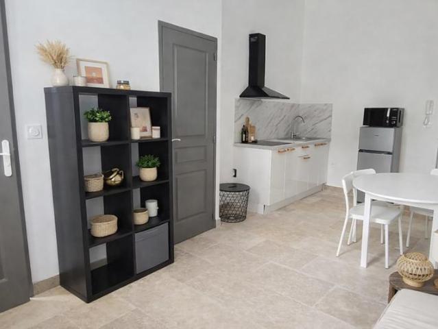 Studio meublé rénové