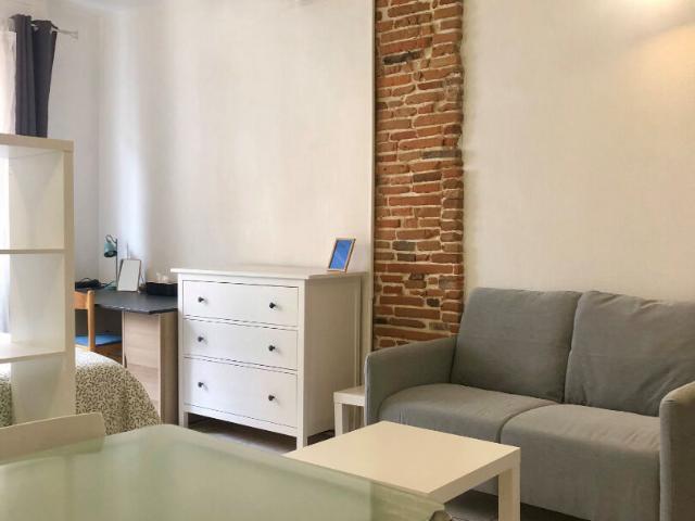 Studio meublé rénové 28 m2