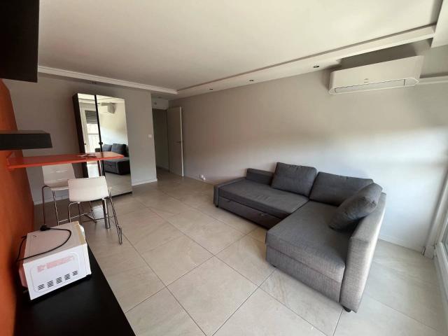 STUDIO MEUBLE RESIDENCE SECURISEE
