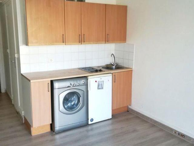 Studio meublé RER A Fontenay sous Bois