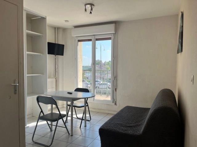 STUDIO MEUBLE ROUEN DROITE