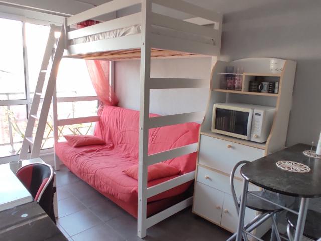 Studio meublé secteur facs avec balcon