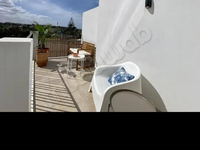 Studio meublé terrasse à la location à Bourgogne