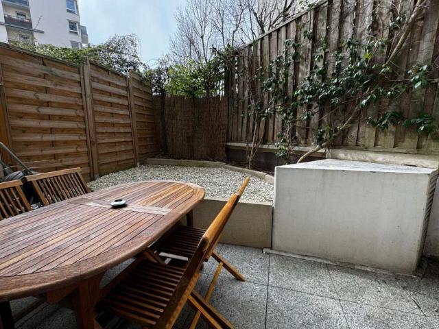Studio meublé terrasse