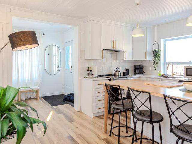 STUDIO MEUBLÉ TOUT INCLUS MENSUEL