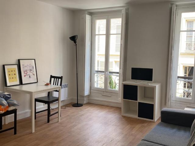 STUDIO MEUBLE VERSAILLES SAINT LOUIS
