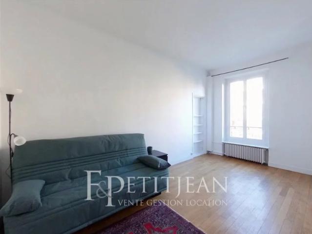 STUDIO MEUBLÉ VINCENNES