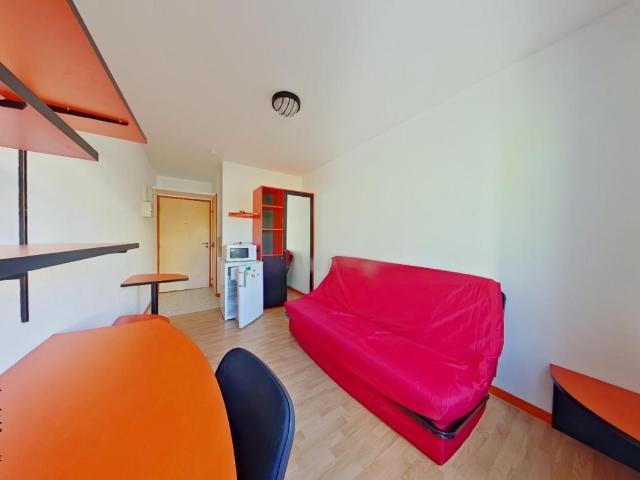 Studio meublé 14 m²